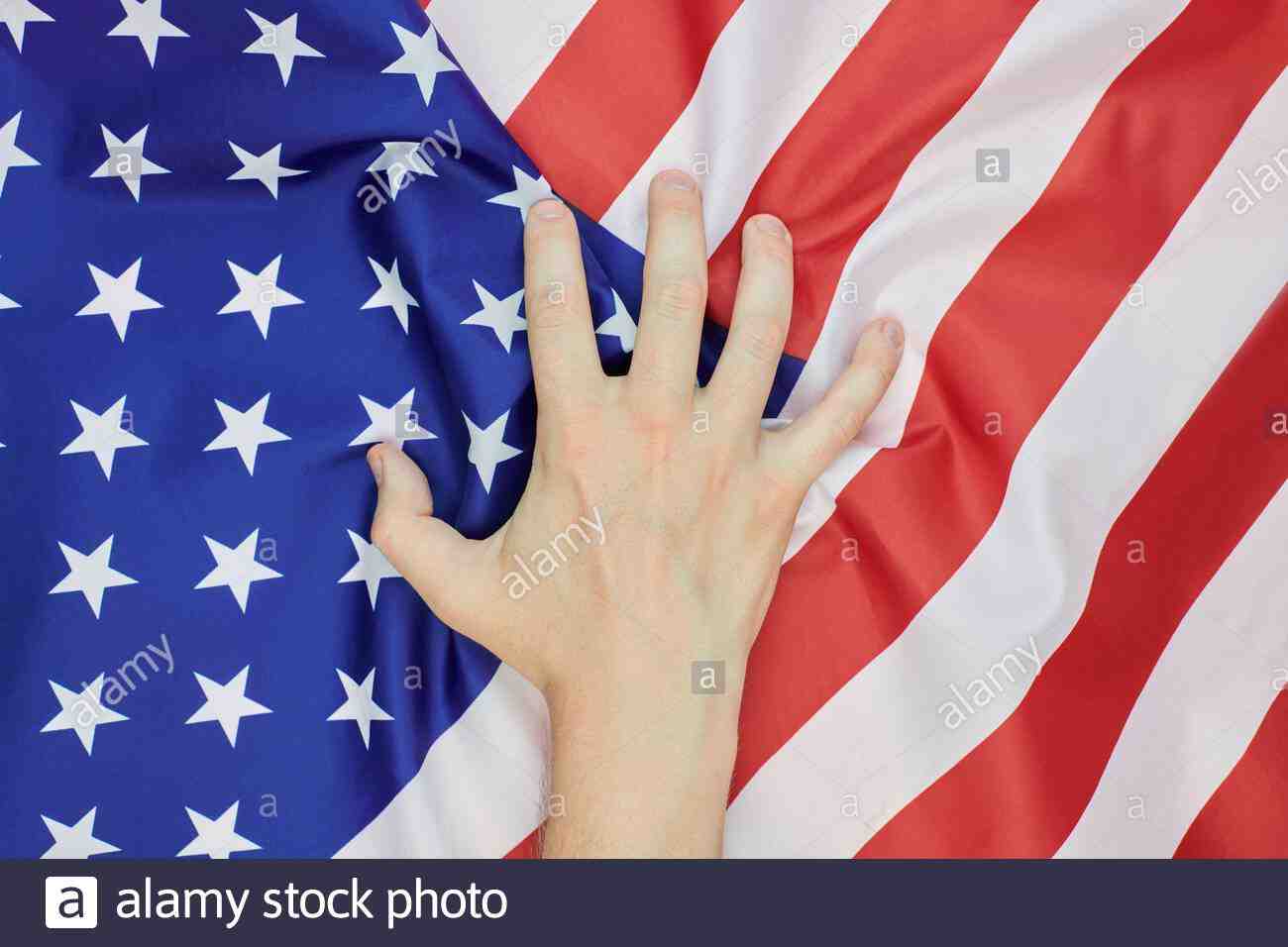 Qui a créé le drapeau américain ?