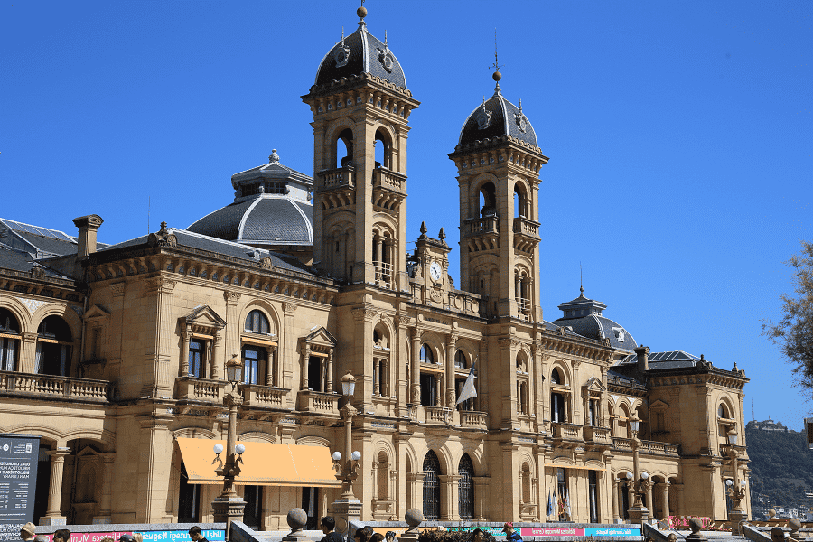 ¿Cuál es el municipio más pequeño de Extremadura?